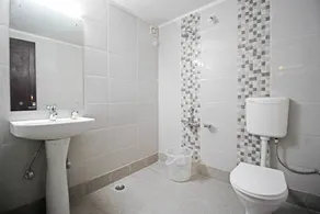Hotel O Kohsheen Guest House - Image 5