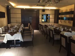 Hotel Caspia Pro - Image 2