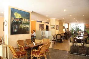 The Hill Residence - Image 5