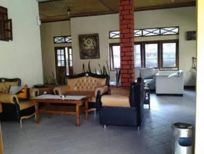 Taman Aer Hotel - Image 2