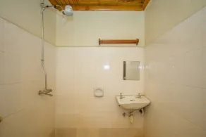 Hotel Genevieve - Image 4