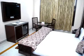 Hotel Empire Grand - Image 4