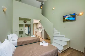 Kozanos Suites with Private Pool - Image 2