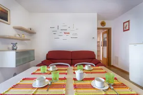 Ai Gelsomini - Lovely Flat with Terrace and Parking! - Image 2