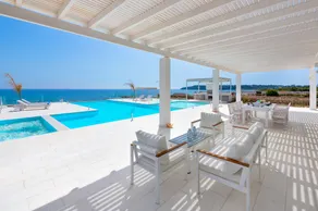 Maria & Nada Beachfront Villas - Image 5