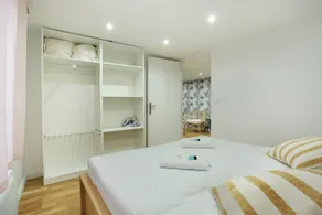 Cosy 2bdr - Image 4