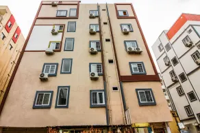 Hotel Wall Street By OYO Rooms - Image 4