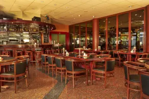 Sunday Hotel Hannover - Image 3