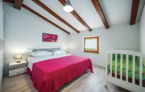 Awesome Home in Labin With 3 Bedrooms, Wifi and Outdoor Swimming Pool - Image 2