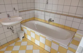 Amazing Apartment in Alpbach With 2 Bedrooms and Wifi - Image 2