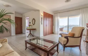 Awesome Home in Kaki Thalassa-keratea With 4 Bedrooms and Wifi - Image 4