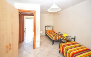 Awesome Apartment in Gallipoli With 3 Bedrooms - Image 4