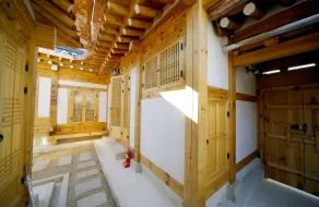 Hanok 24 Guesthouse Gyeongbokgung - Image 2