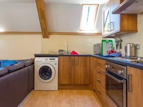 10 Jubilee Court - Image 2