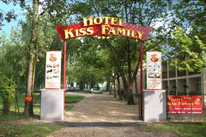Hotel Kiss Family - Image 3
