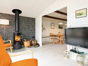 Charming Holiday Home in Bogense Near Coast - Image 4