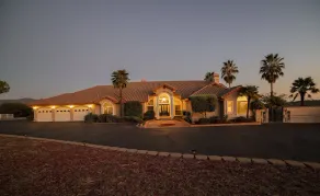 Lakeview Villa - Image 5