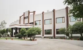 Hotel Grand Chinaar - Image 4