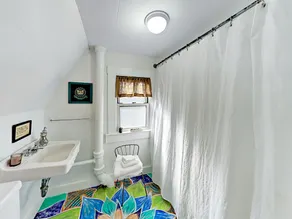 Country Compound - 2 Separates - 6 Br Home - Image 5