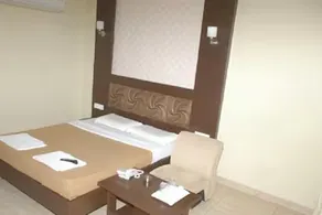 I-Roomz Vaishali Residency - Image 5