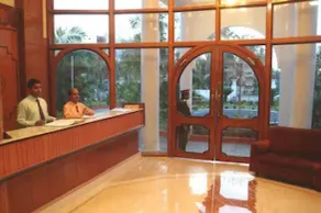 Hotel East Palace - Image 2