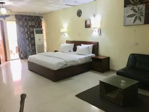ETAL HOTELS AND HALLS-IKEJA - Image 2