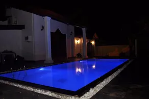 51 Bungalow - Image 4