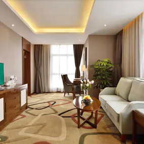COMO Hotel - Image 3