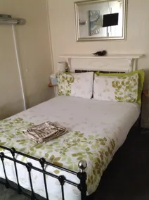 The Rolle Quay Inn - Image 3