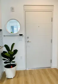Well Appointed Roosevelt Studio - Image 2