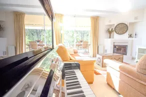 House With 4 Bedrooms in Los Monasterios, With Wonderful sea View, Poo - Image 3