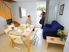Holiday Home in Bretagne by Emerald Coast - Image 3