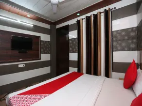 Hotel Star By OYO Rooms - Image 4