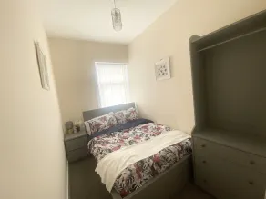 Thepropertyfocus - Stylish 2-bedroom House - Image 4