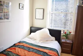 1 Bedroom Apartment In Earls Court - Image 4