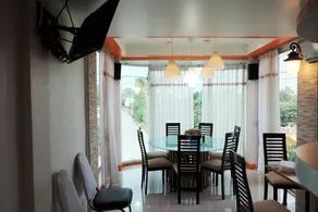 Majestic View Hotel - Image 4