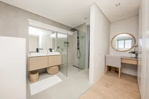Penthouse on B - Image 2