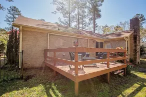 Enjoy the Centrally Located Mcfadyen Guest House - Image 3