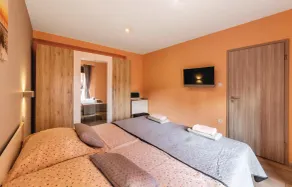 Apartment in Pula for 6 people with 2 rooms Ref. 574608 - Image 2