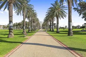 Boutique Stays- Catani Gardens - Image 5