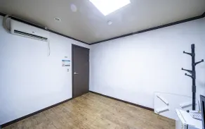 Cheongju Pool House Motel - Image 3