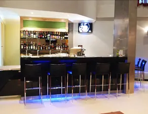 Westown Hotel - Image 5
