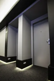 Max Plaza Hotel - Image 4