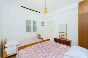House Rose - Image 3