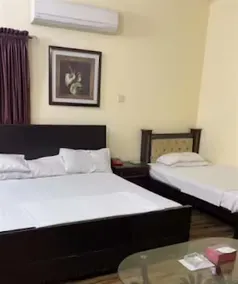 Omega Inn Hotel - Image 4