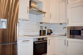 Beautiful 2 Bedroom Ballsbridge Apartment Near the Aviva - Image 4