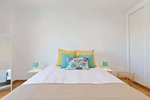 Spacious 1 Bed Apt W/balcony, Sleeps 3 - Image 2