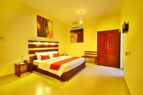 Sea Breeze Deluxe Inn - Image 2