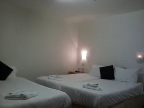 La Tour Hotel - Image 5
