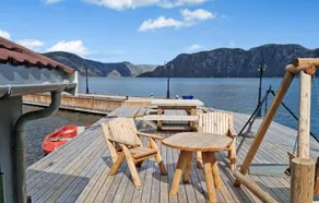 Beautiful Home in Farsund With Wifi and 6 Bedrooms - Image 5